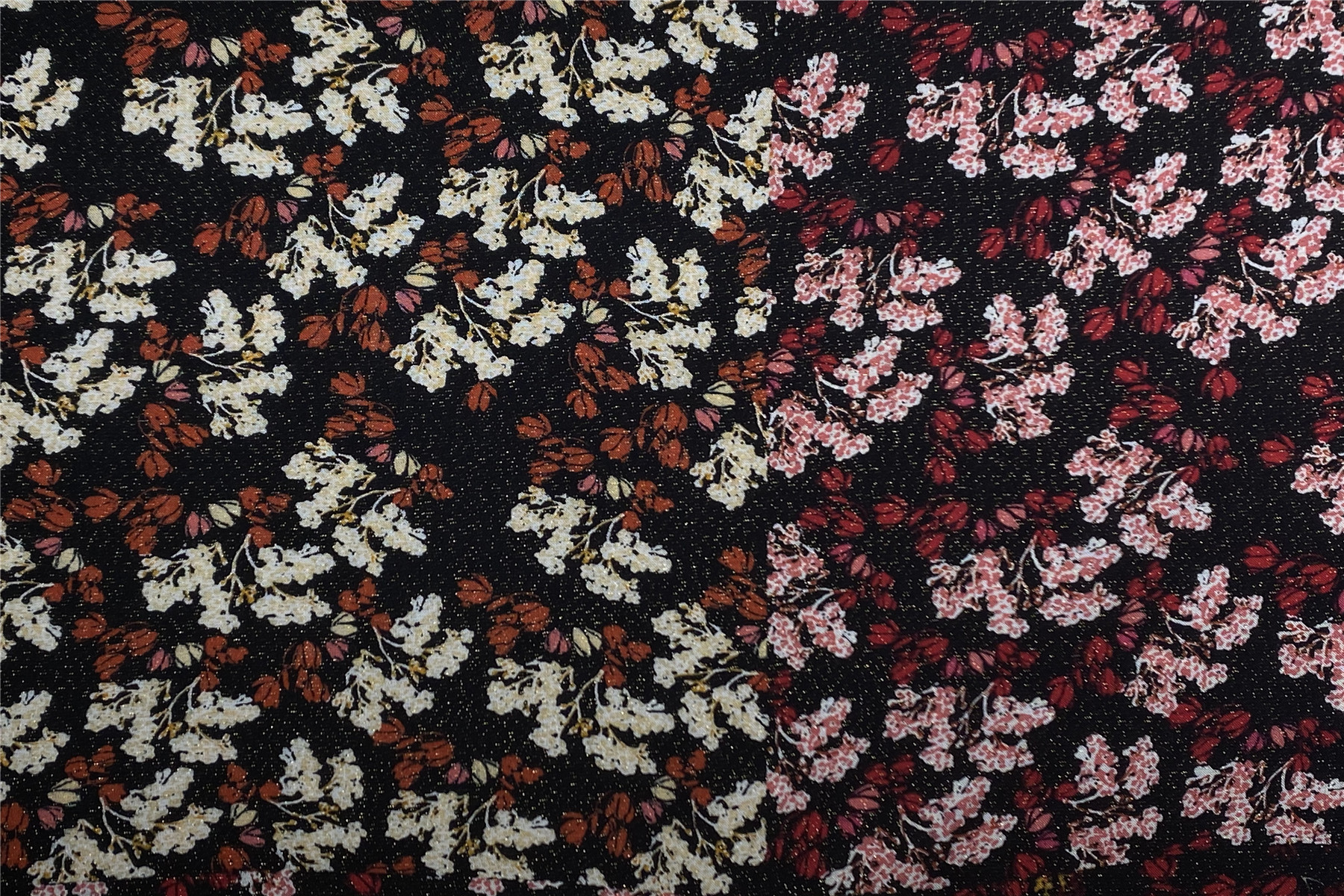 RAYON PRINTED FABRIC WITH GOLDEN LINE D19245